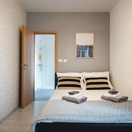 Arta Center Ii - With Private Parking Apartment *