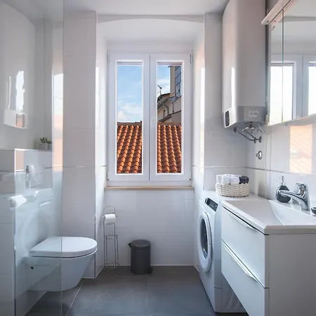 Arta Center Ii - With Private Parking *