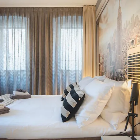 Arta Center Ii - With Private Parking Appartamento Pola