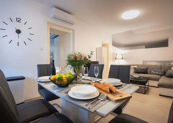 Apartment Arta Center Ii - With Private Parking Pula