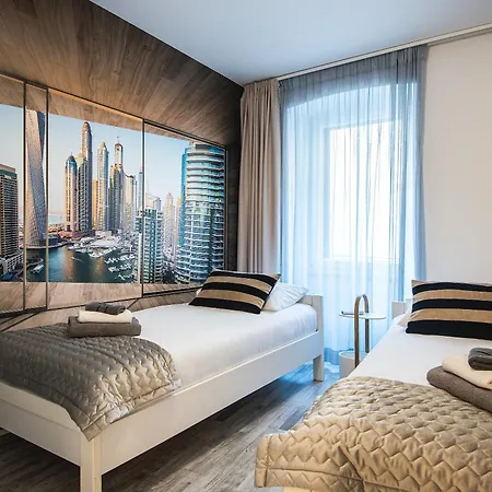 Arta Center Ii - With Private Parking شقة *